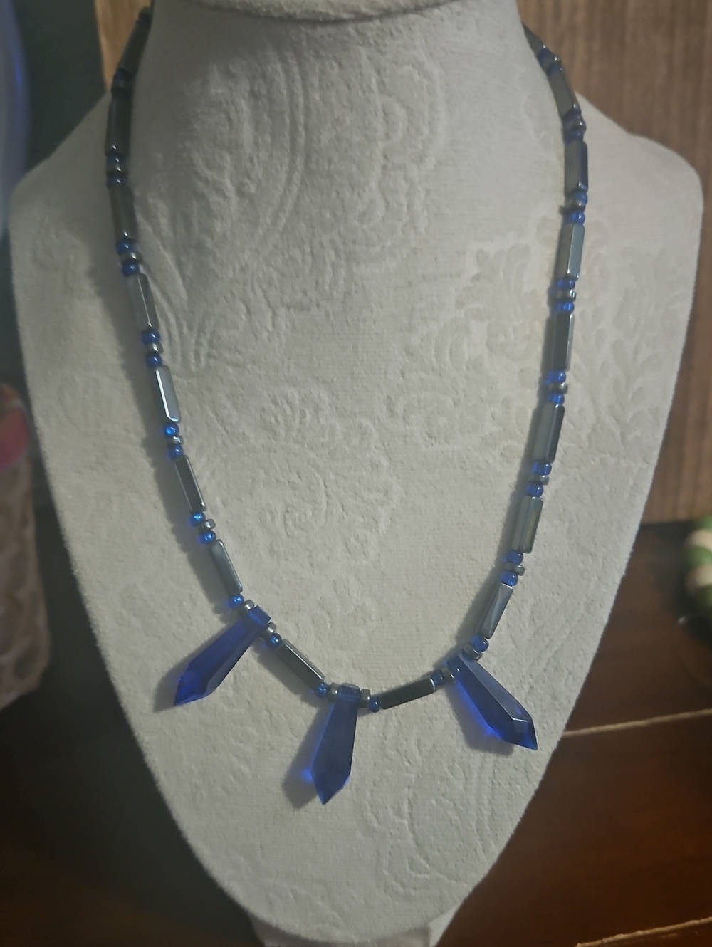 Sapphire Blue Faceted Pendant Beaded Necklace - Women's Jewelry